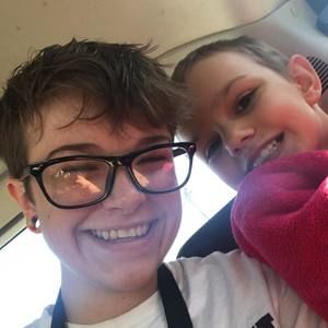 Meet your Posher, Alexia